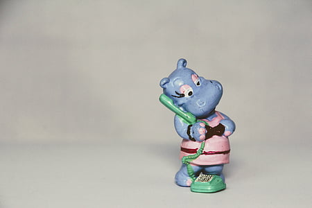 hippo bahagia, Koleksi, überraschungseifigur, mainan, Filter, Modena, Kantor