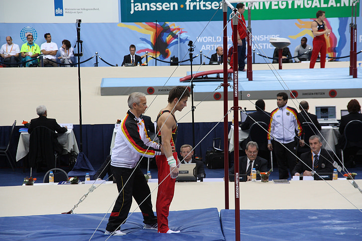 Philipp jongen, horizontale balk, Turnen, Coach, concentratie, mensen