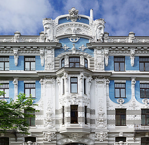 Squad, Lettonie, architecture, style art nouveau, façade de maison