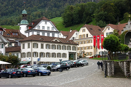 Stans, Praça da aldeia, Parque de estacionamento, Nidwalden, Suíça