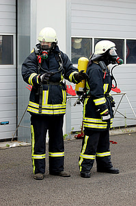 fire, firefighters, feuerloeschuebung, breathing apparatus, respiratory protection