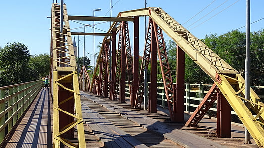 most, rumena, lesa, most - človek je struktura, arhitektura, gradbeništvu, na prostem