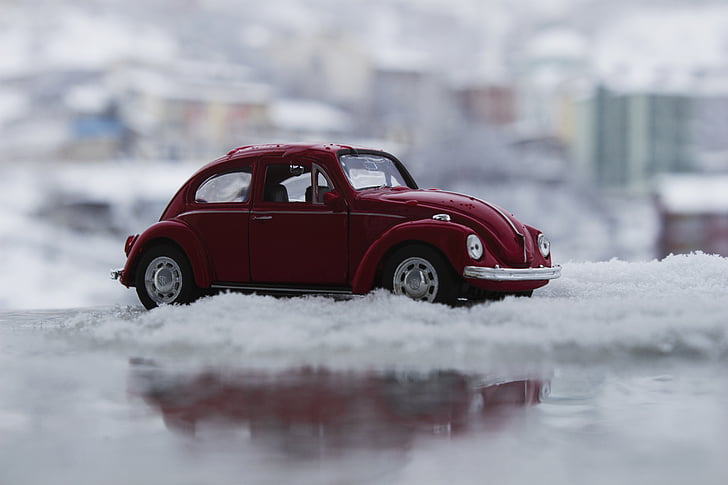 sarkana, Volkswagen, vabole, sniega, apvalkotās, zemes, automašīnas