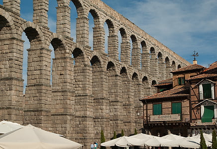 Španělsko, Segovia, akvadukt, zavlažování