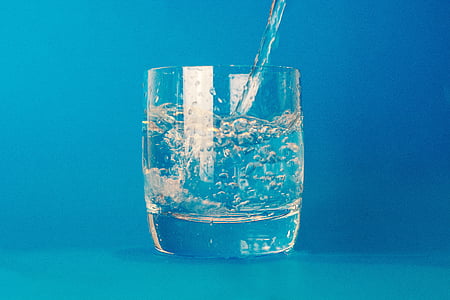 Gießen, Wasser, klar, Rock, Glas, trinken, Blau