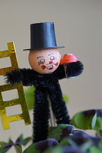 new year's eve, new year's day, lucky charm, chimney sweep, klee, lucky clover, symbol of good luck