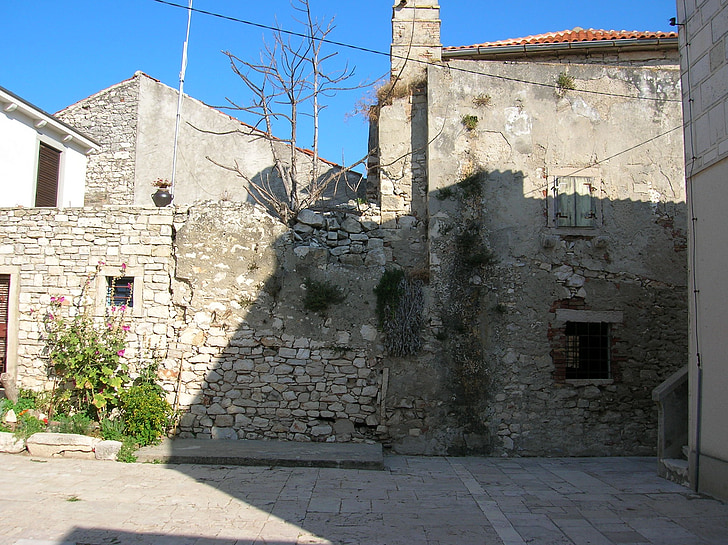 Croatie (Hrvatska), île de Susak, ancien bâtiment, méditerranéenne, l’Europe, île