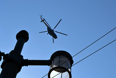 linterna, helicóptero, alambre, azul, cielo, actual, electricidad