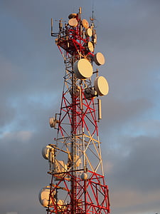 systèmes radar, antennes, Tour hertzienne, mât de radio, antenne parabolique, émetteur, transmission