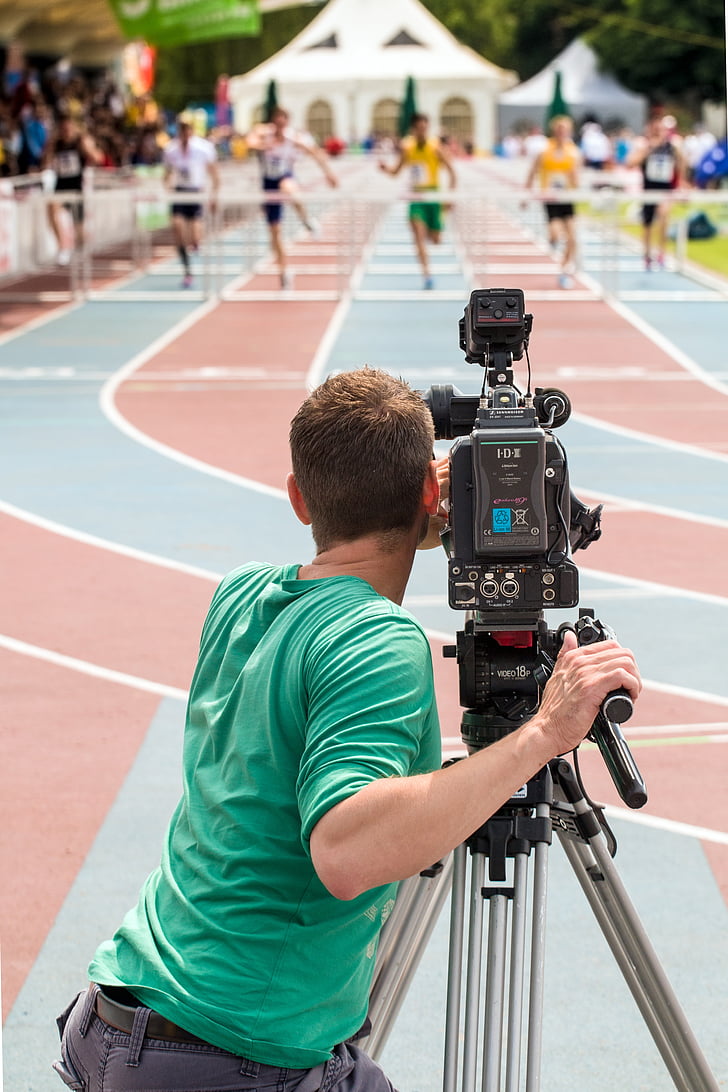 Sportas, filmas, lengvosios atletikos, kamera, operatorius