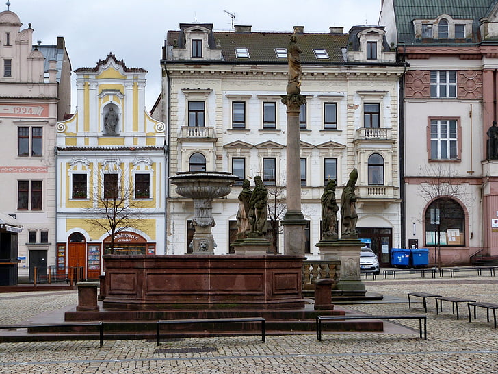 kolin, czech republic, buildings, plaza, monument, statues, architecture
