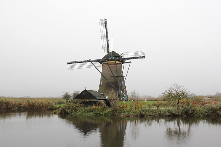 Amsterdam, barn dykes, Windmill
