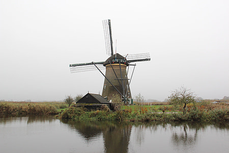 Amsterdam, diques de criança, moinho de vento