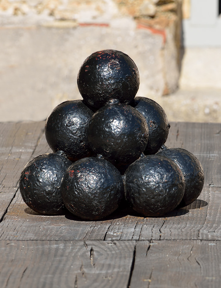 cannon balls, cannon, ammo, fort, fortress, castle, vintage