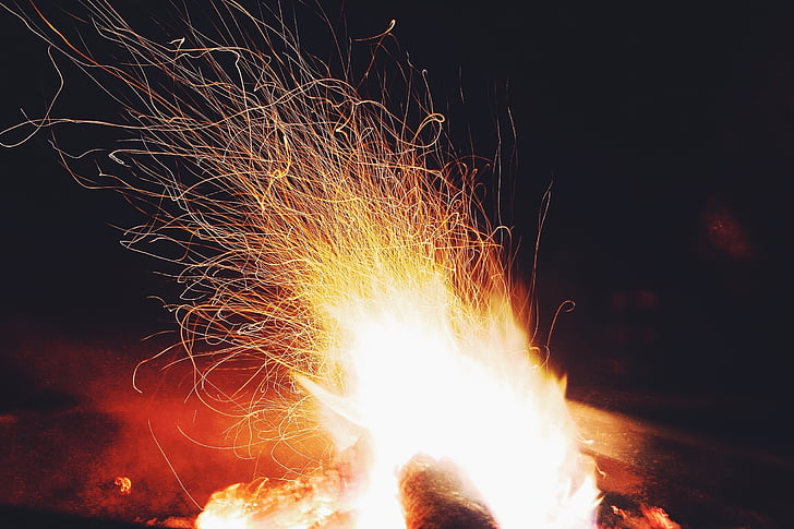 photo, brûlé, bois, des étincelles, feu, flammes, chaleur - température