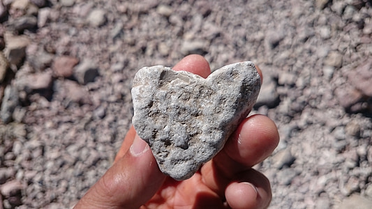 akmens širdį, širdies, meilė, akmuo
