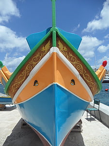 Luzzu, avvio, barca da pesca, colorato, occhio di Osiride, porta, mare