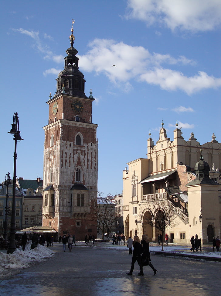 Krakova, vanha kaupunki, arkkitehtuuri, muistomerkki, Cloth hall sukiennice, Raatihuoneen torni, markkinoiden