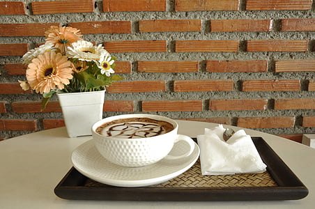 café, fleur, mur, arrière-plan