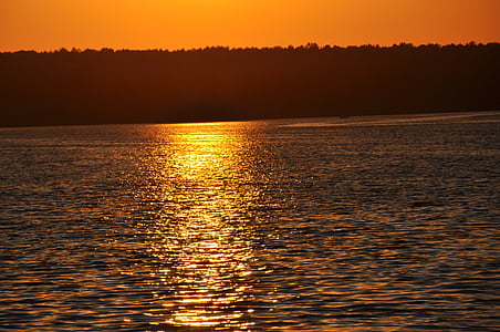 puesta de sol, Laguna, noche