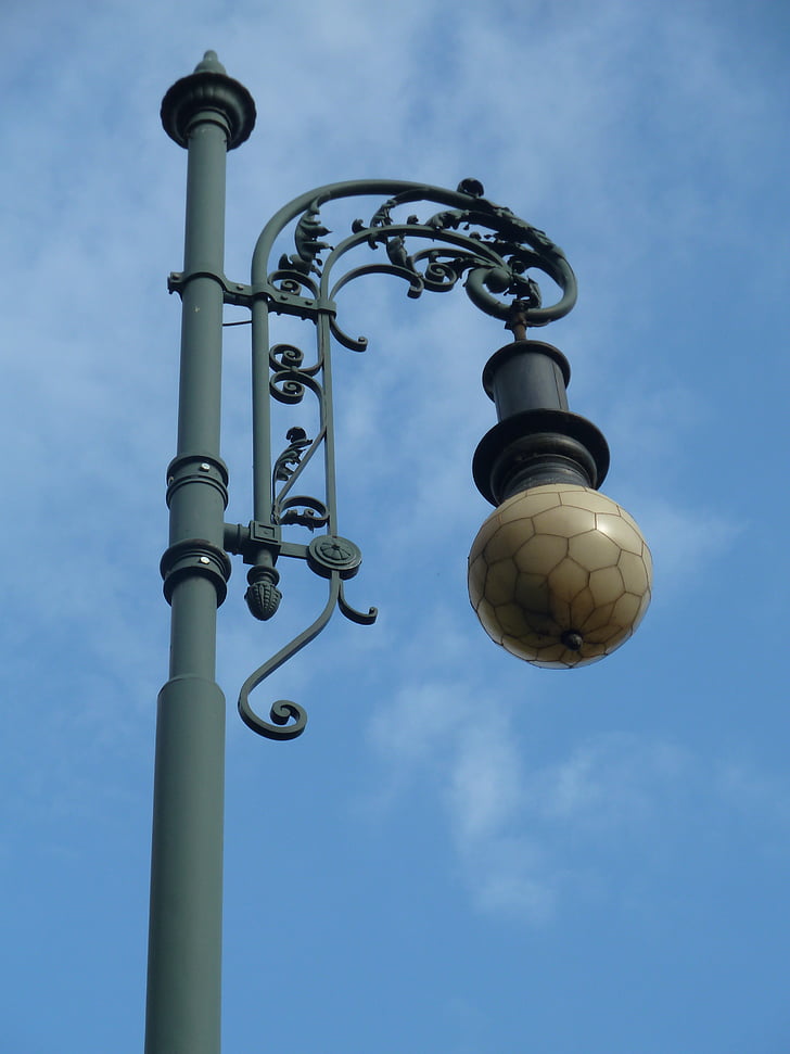 lámpaoszlop, levegő, Prága
