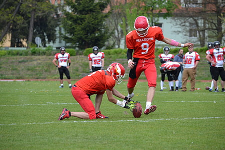 american football, clearance, holding, concentration
