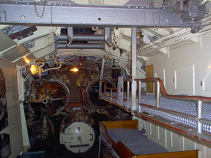 bunks, beds, torpedo tubes, submarine, european mink, suomenlinna, helsinki