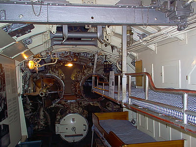 køjer, senge, torpedorør, ubåd, europæiske mink, Suomenlinna, Helsinki