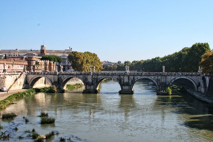 Itália, Roma, Tibre, Santo Anjo ponte