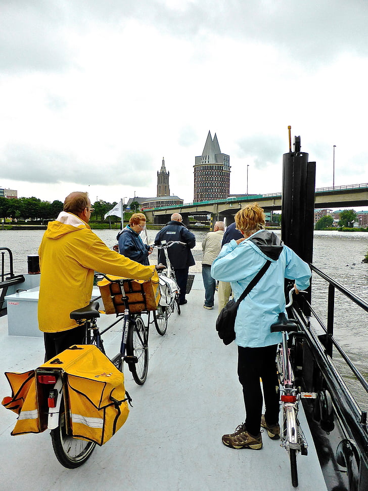 Ferry, bicyclettes, Roermond, voyage, traversant