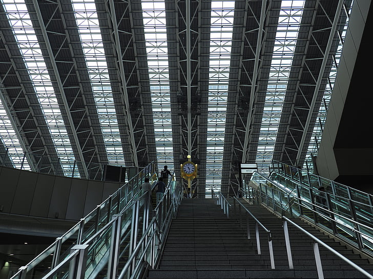Japonsko, Ósaka, nádraží