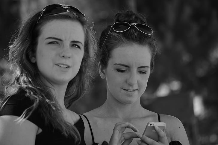sisters, escorca, black and white, woman, cellphone, people, summer