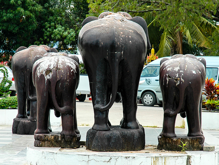 figure di pietra, elefante, dalla parte posteriore