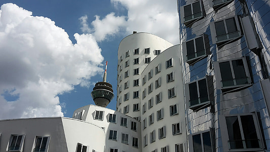kiến trúc, tòa nhà chọc trời, kiến trúc hiện đại, Media harbour, Düsseldorf, kiến trúc sư gehry, Gehry
