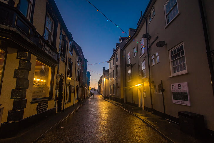 Cromer, en la noche, ciudad, Inglaterra