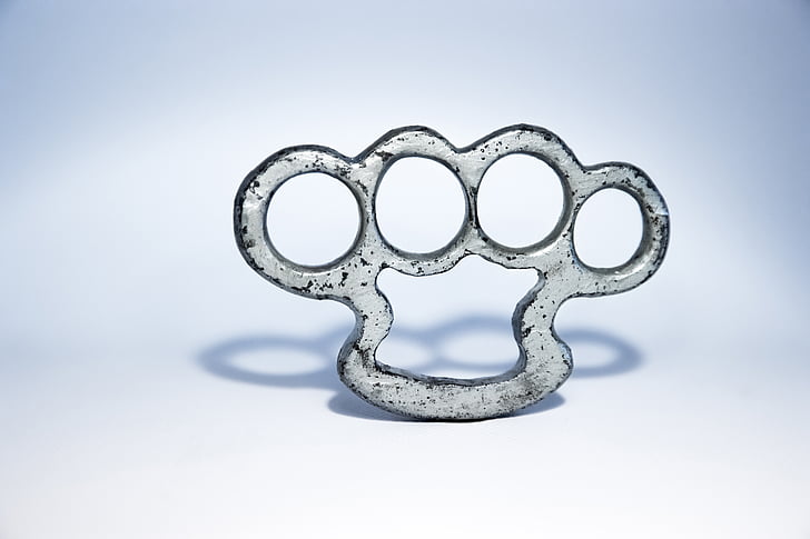 brass knuckles, iron, wrought, weapons, single object, no people, studio shot