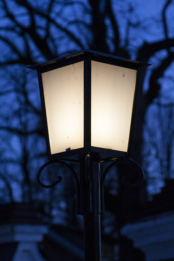 Lampáš, večer, Ulica, mesto, Elektrická lampa, pouličné svetlá, noc