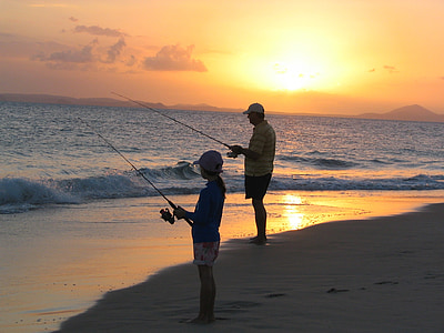 ribolov, oče, hči, sončni zahod, veliko keppel otok, potrpljenje, ribiška palica