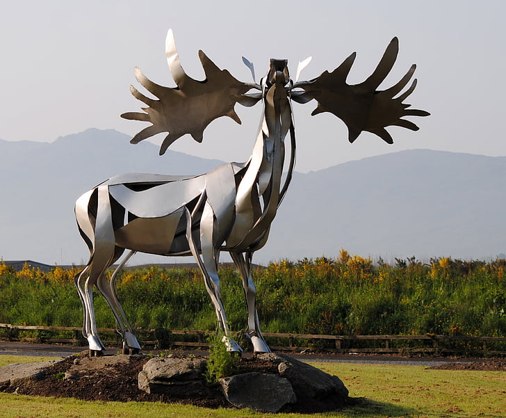 Obří irské jelen, kovový monument, Irsko
