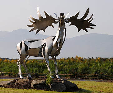 giant irish deer, metal monument, ireland