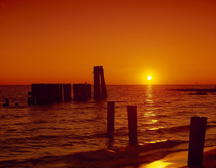 Océano, puesta de sol, mar, Piers, siluetas, agua, reflexión