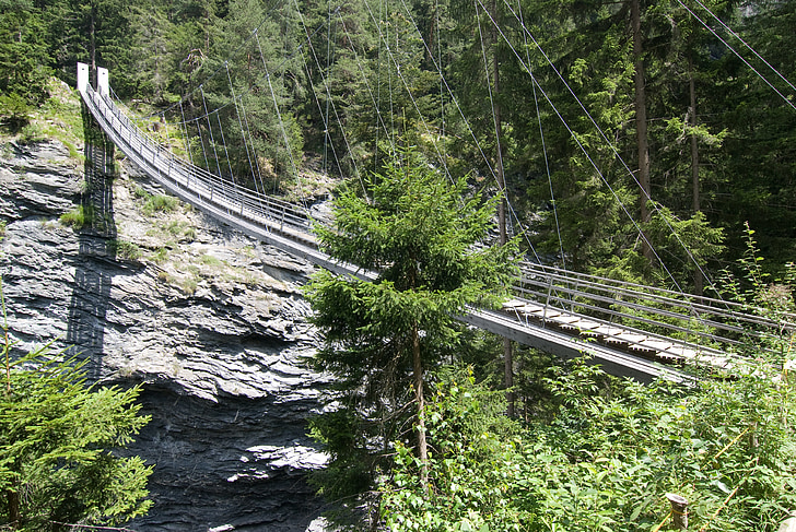 Puente de la suspensión, puente, senderismo, montaña, cable, caminata, sendero