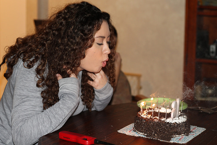 рожден ден, разпенващ свещите, торта, партия, Щастлив, забавно, празник