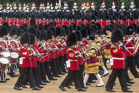 Церемония, Военный парад, trooping цвет, Королева, день рождения, киверах Гвардейской, Марш