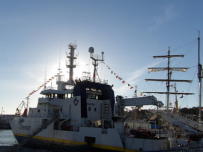 океанографски кораб, ifremer, учен