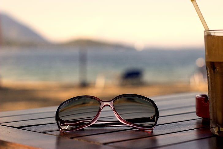 beach, eyewear, macro, sea, sunglasses, table, water