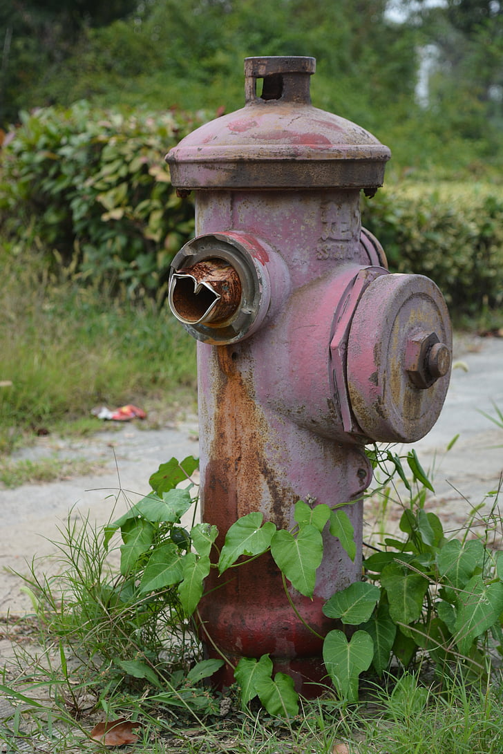 hidrants, ārpus, vecais, ūdens apgāde, sarūsējis, sadalīti