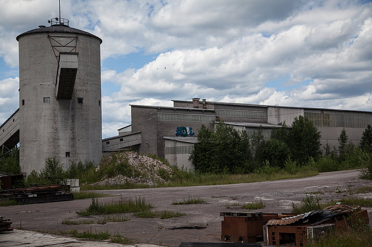 fàbrica abandonada, a l'exterior, abandonat, edifici, fàbrica, industrial, grunge