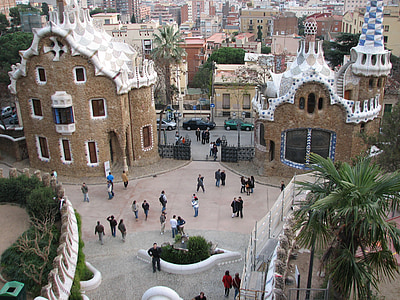 Барселона, импресии, Испания, архитектура, алея, домове, празник