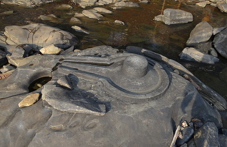 sahasralinga, stone, sculptures, river bed, shalmala, symbol, religious